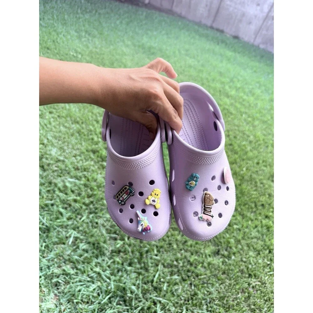 Crocs Classic Clog Slip-On Purple w/ jibbitz US 6 Women’s